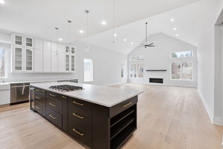Hitson Cabinets is Chattanooga's Premier Cabinet Maker. For all cabinet needs in the Chattanooga and surrounding areas, call Hitson cabinets today.
